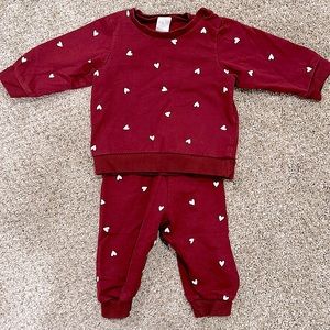 H&M Valentine’s Day heart 2-piece sweatshirt set 6mos